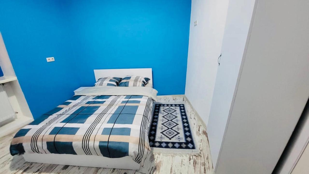 Lovely Guest House Tbilisi Esterno foto